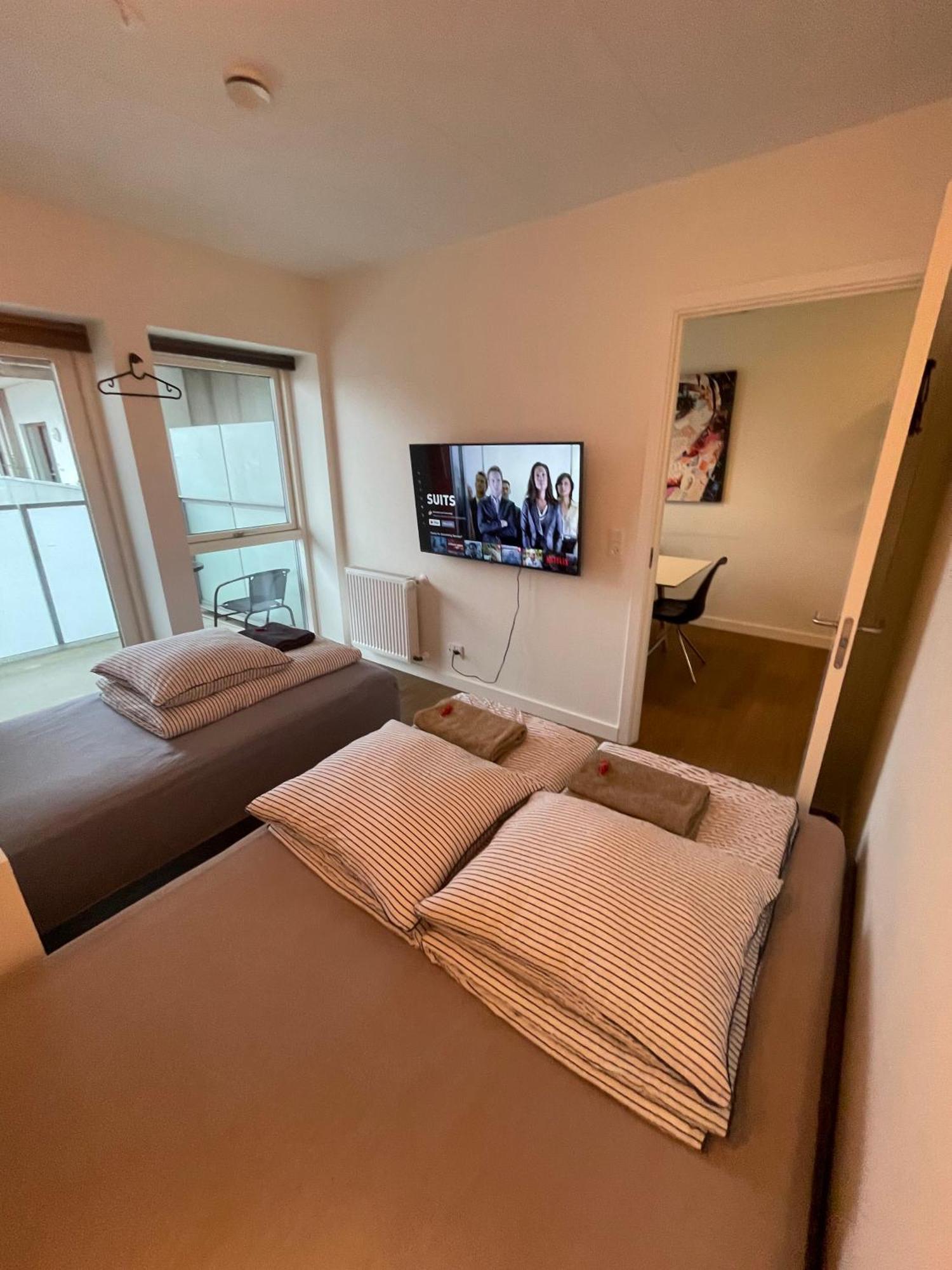 Modern Central Apt With Rooftop, Privat Balcony, & Free Parking,Next To Aarhus Attractions Ngoại thất bức ảnh