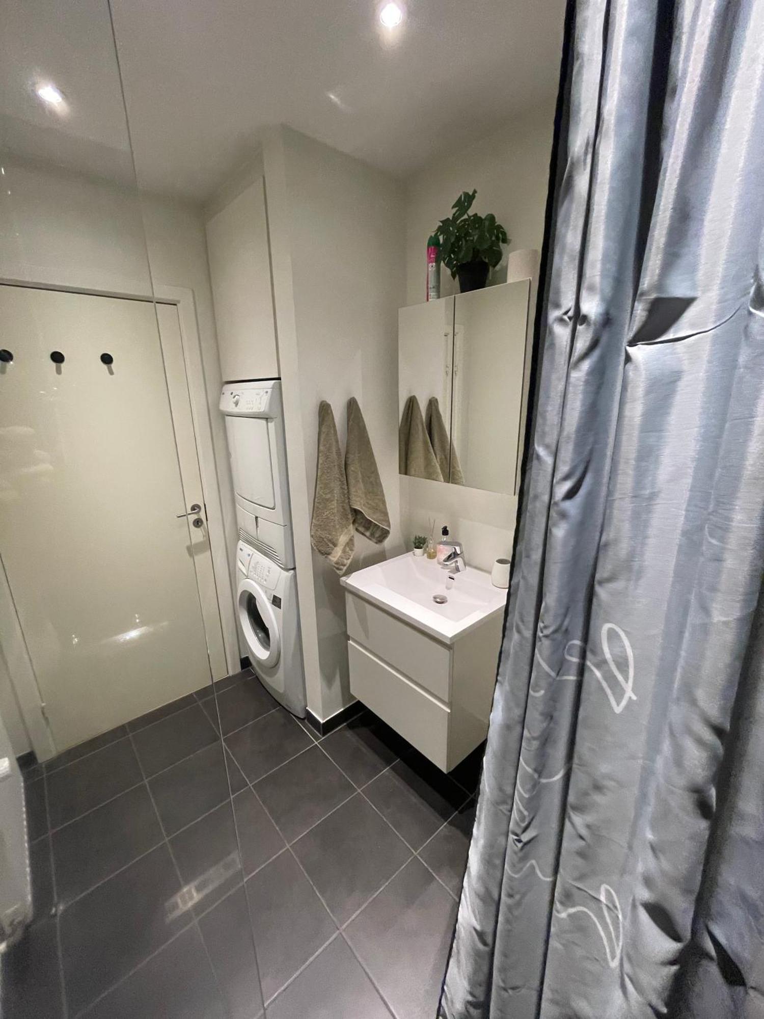 Modern Central Apt With Rooftop, Privat Balcony, & Free Parking,Next To Aarhus Attractions Ngoại thất bức ảnh